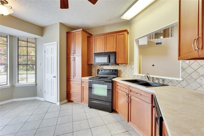 Building Photo - 1709 Pheasant Roost