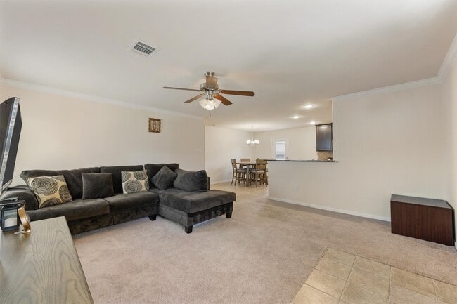 Building Photo - 2202 Cherryville Dr