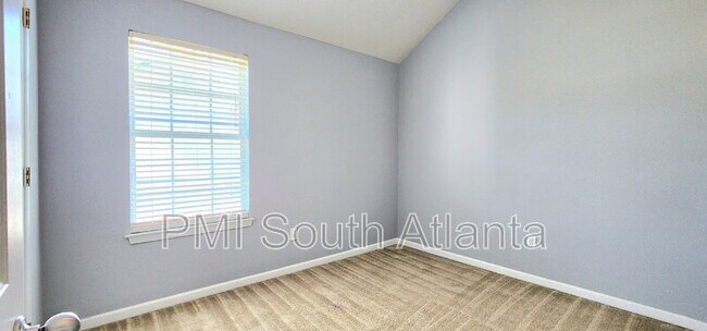 Building Photo - 1219 Quail Hunt Dr