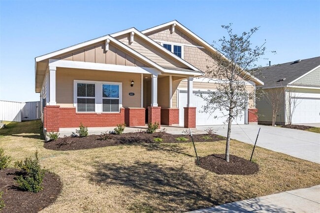 Building Photo - 441 Hortus Dr