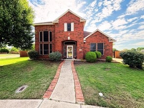 Building Photo - 1196 Winnipeg Dr