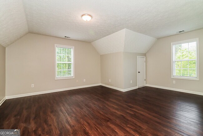 Building Photo - 201 Brick Mill Dr