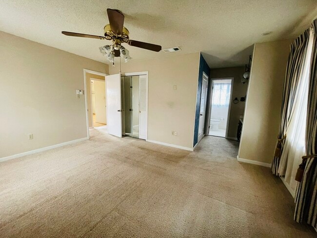 Building Photo - 441 Bellemeade Blvd