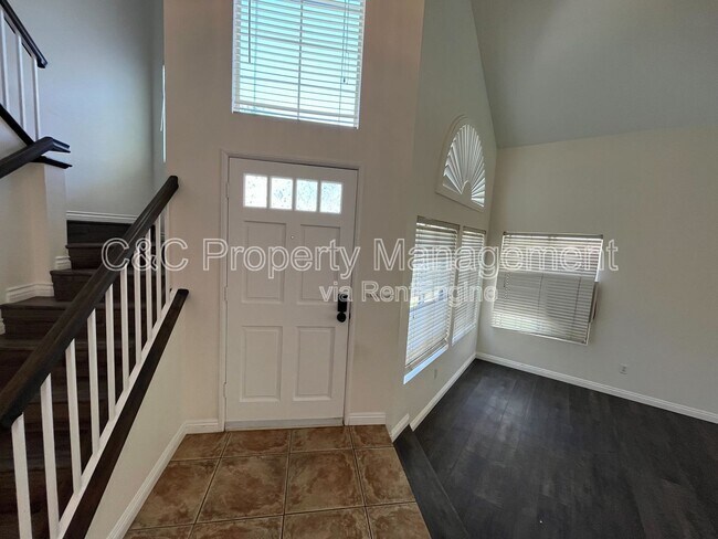 Building Photo - 7836 Green Crest Ct