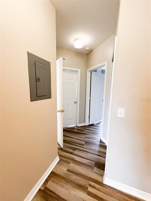 Building Photo - 6019 Portsdale Pl