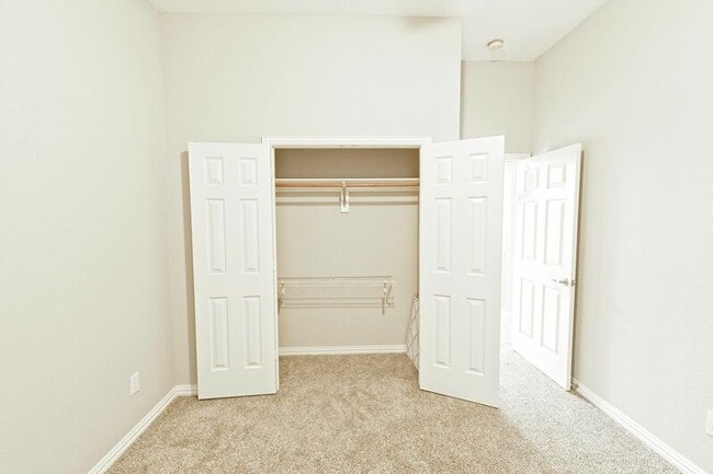 Building Photo - 3643 Copper Stone Dr