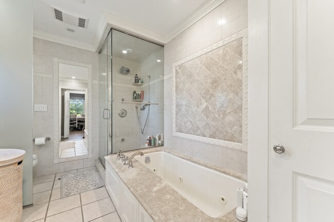 Building Photo - 78 Meadow Rd