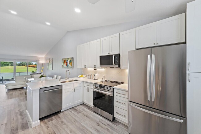 Building Photo - 128 Moccasin Trail S
