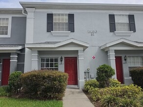 Building Photo - 10817 Savannah Wood Ct