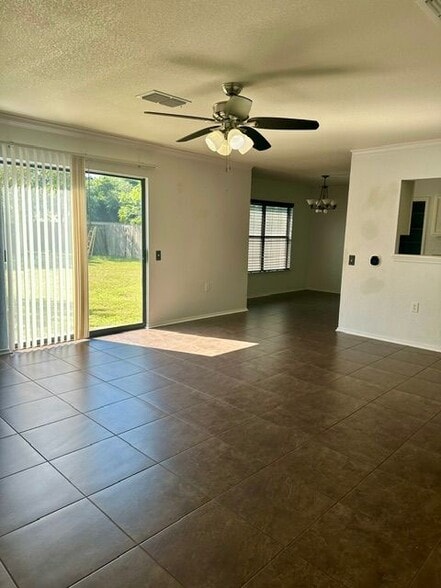 Building Photo - 7605 Marble Crest Dr