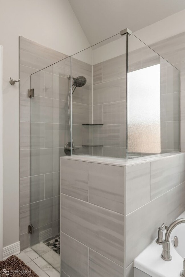 Building Photo - Modern 4BR Home w/ Bonus Room in Dogwood South