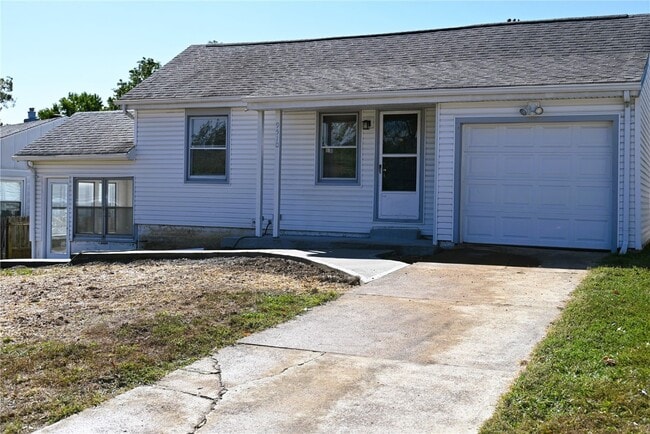 Primary Photo - 9510 Lydell Dr