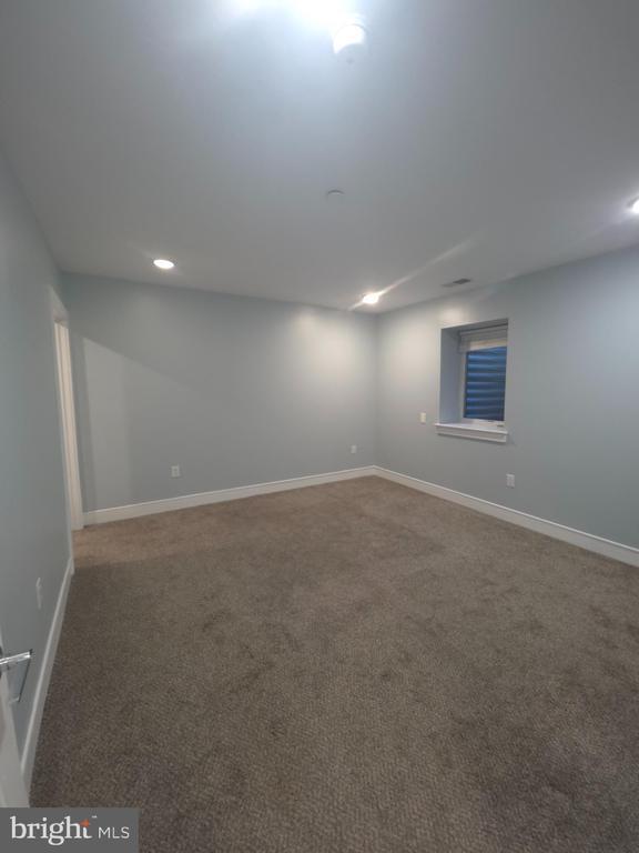 Building Photo - 3925 Haverford Ave