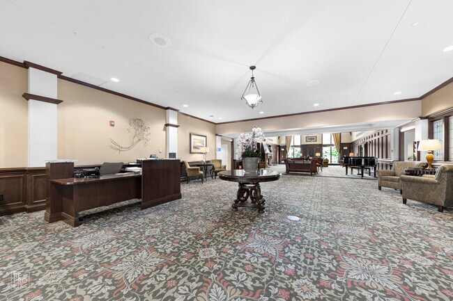 Building Photo - 1050 S Euclid Ave
