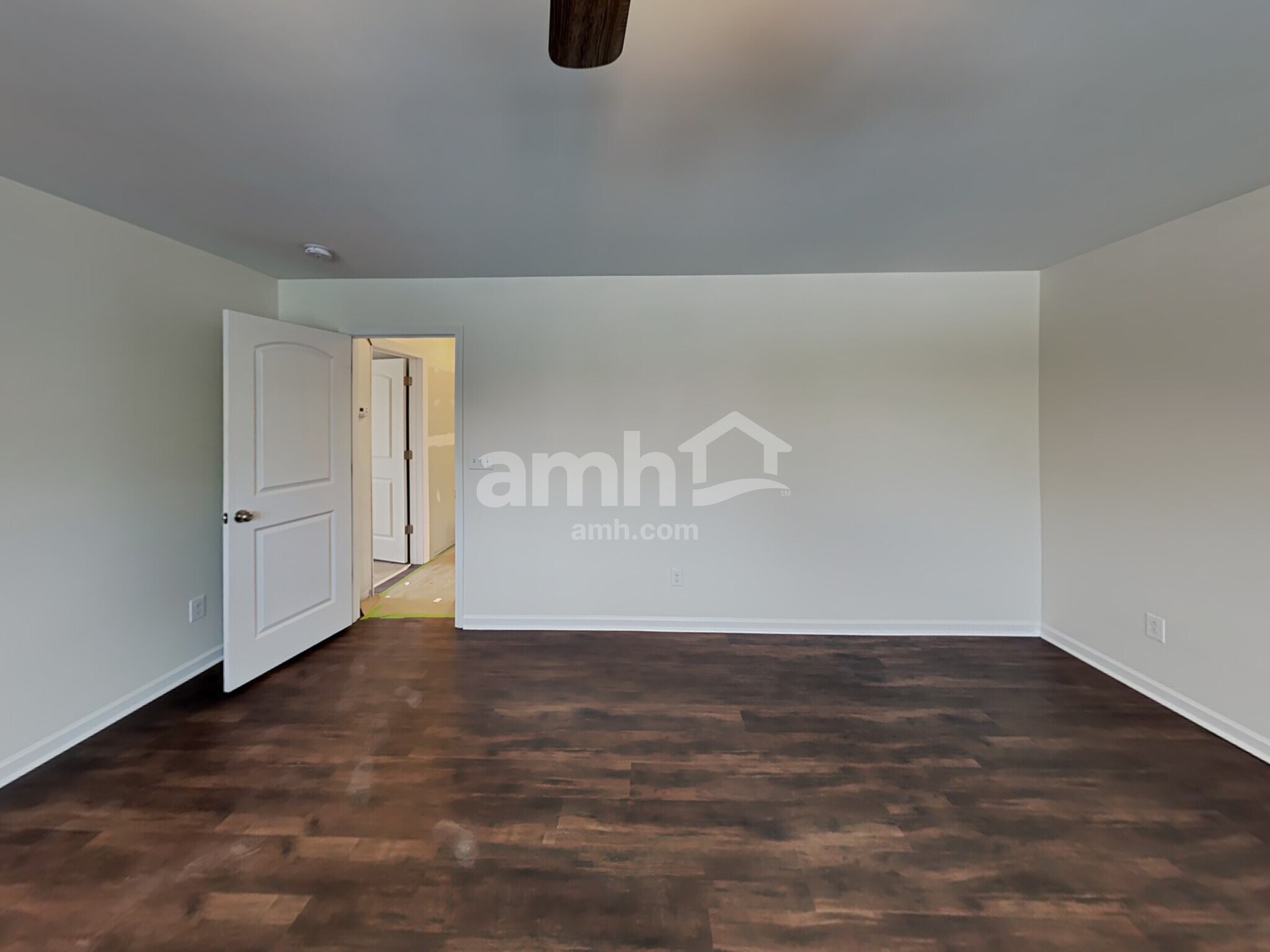 Building Photo - 404 Moses Rhyne Dr