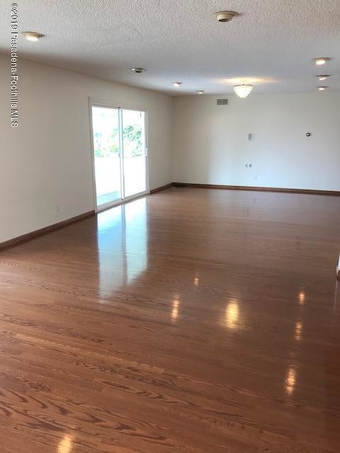 Building Photo - 3760 Ranch Top Rd