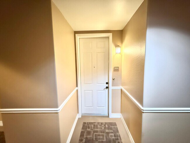 Building Photo - 14575 W Mountain View Blvd