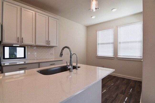 Building Photo - 3259 Loam Ln