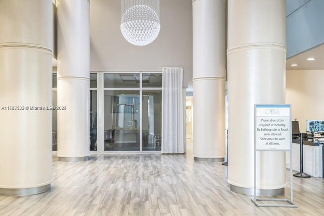 Building Photo - 1750 N Bayshore Dr