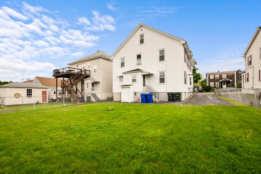 Building Photo - 629 Wood St