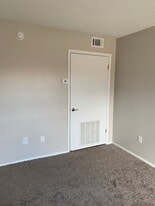 Building Photo - Patriot Gardens (FKA Gardenia Grove)