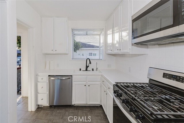 Building Photo - 7701 Camellia Ave