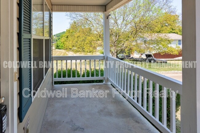 Building Photo - 1240 N Concord Rd