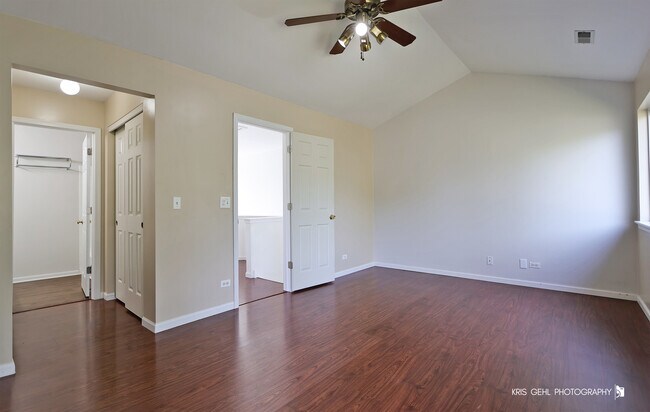 Building Photo - 1478 Doolittle Ln