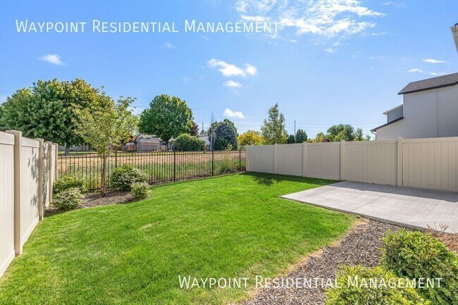 Building Photo - 2094 S Defio Pl
