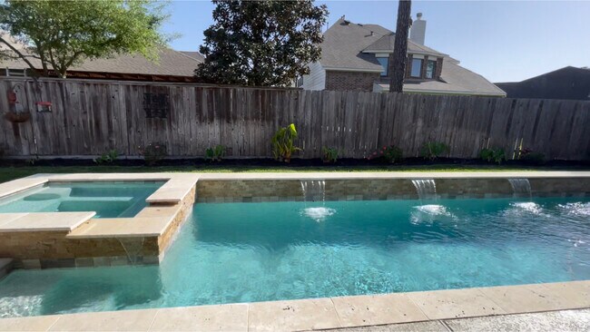 Building Photo - 12643 Jamestown Crossing Ln