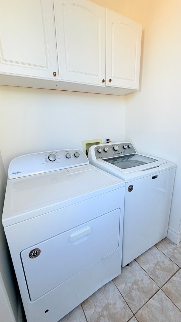 Building Photo - 932-934 Central Ave