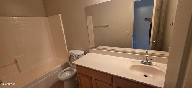 Building Photo - 9079 N 115th Dr