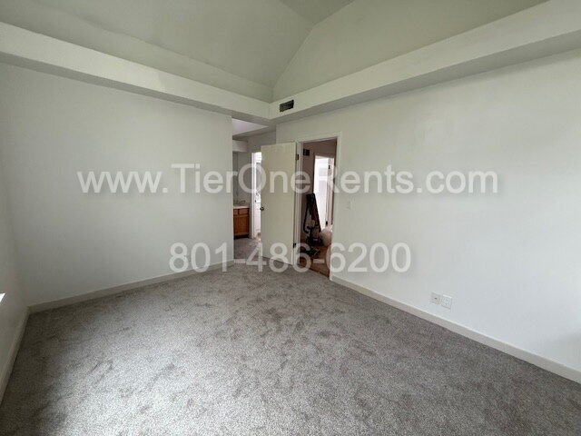 Building Photo - move in special: $500 off first months rent