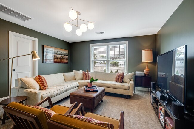 Building Photo - 1403 Arthur Ave