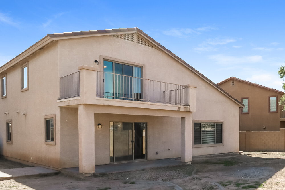 Building Photo - 8216 W Globe Ave