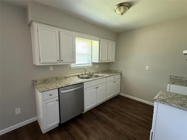 Building Photo - 10541 Cradlerock Dr