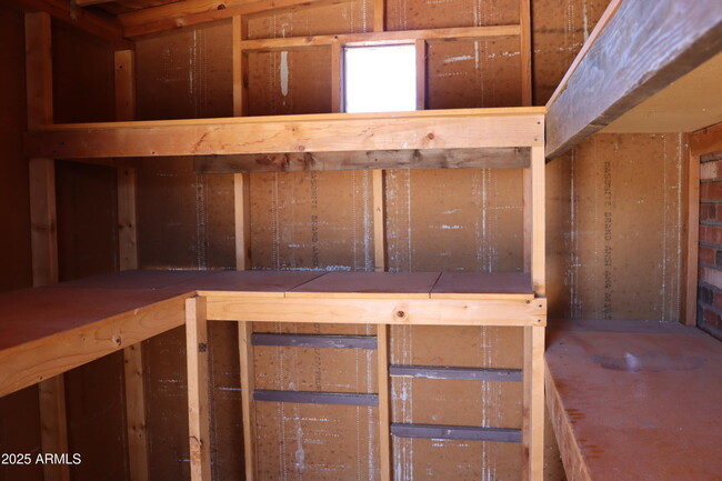 Building Photo - 1841 Lexington Dr