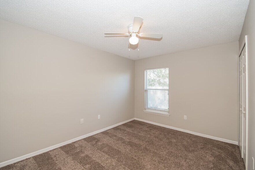 Building Photo - 2628 Cobblestone Forest Cir E
