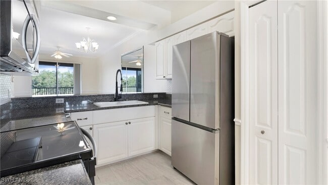 Building Photo - 8600 Cedar Hammock Cir