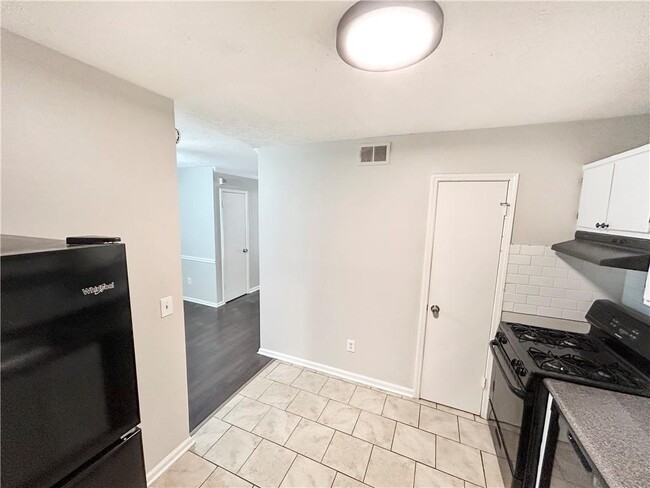 Building Photo - 2251 Salt Springs Pl