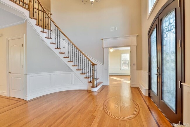 Building Photo - 34 Renfrew Rd