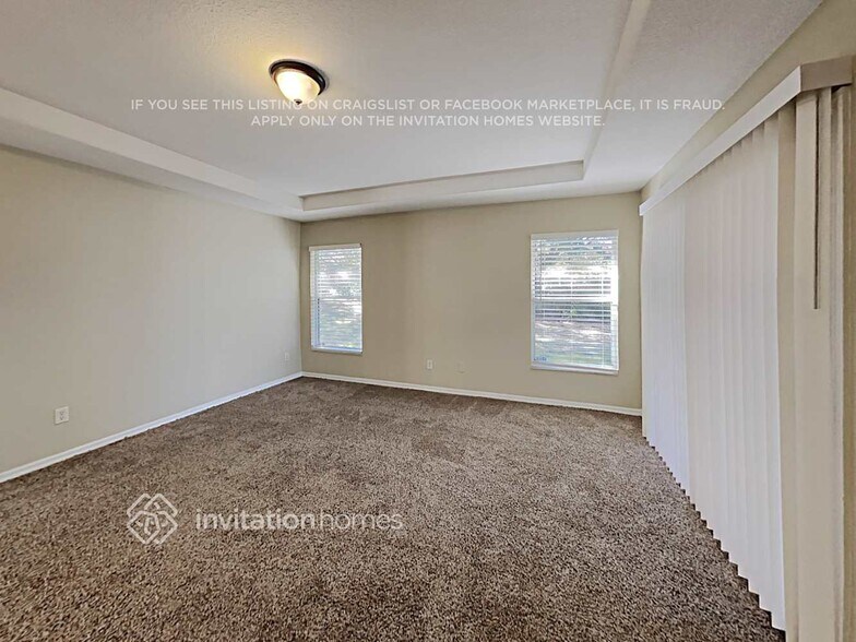 Building Photo - 14816 Pine Cone Trail