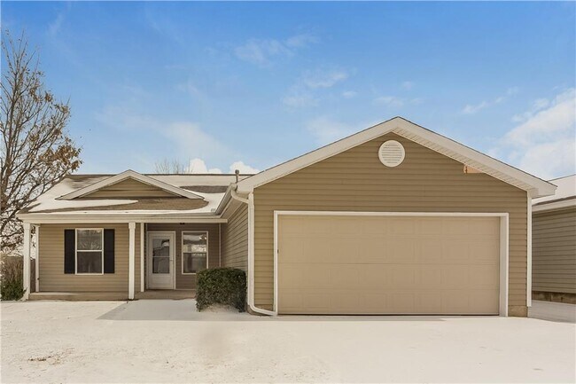 Primary Photo - 15400 Lilly Garden Ln