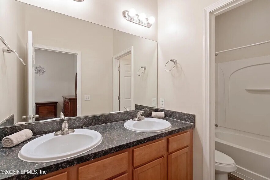 Building Photo - 9155 Mill Grove Dr