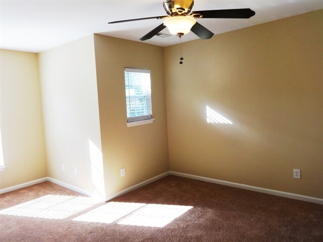 Building Photo - 5145 Torrey Ln