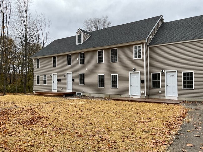 Building Photo - 8 Woodland Ct