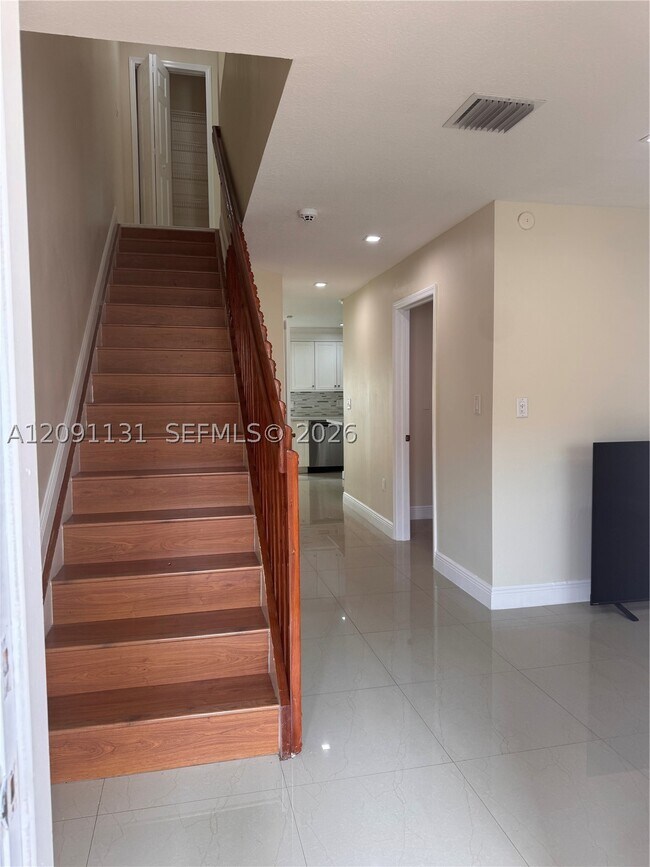 Building Photo - 7075 NW 173rd Dr