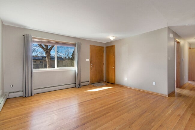 Building Photo - 7634 Newland St