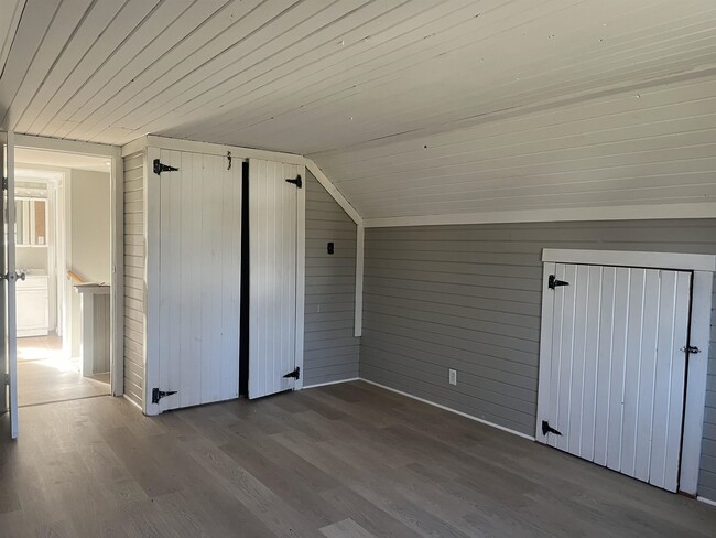 Building Photo - 1470 S Demeter Dr