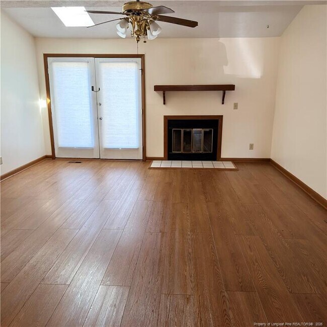 Building Photo - 1276 N Forest Dr